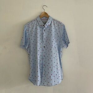 Sovereign Code Mens SS Button Up Lt Blue Shirt Lobster Print Pkt Logo